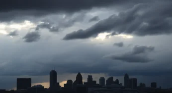 Thunderstorms Rolling into Kansas City Midweek